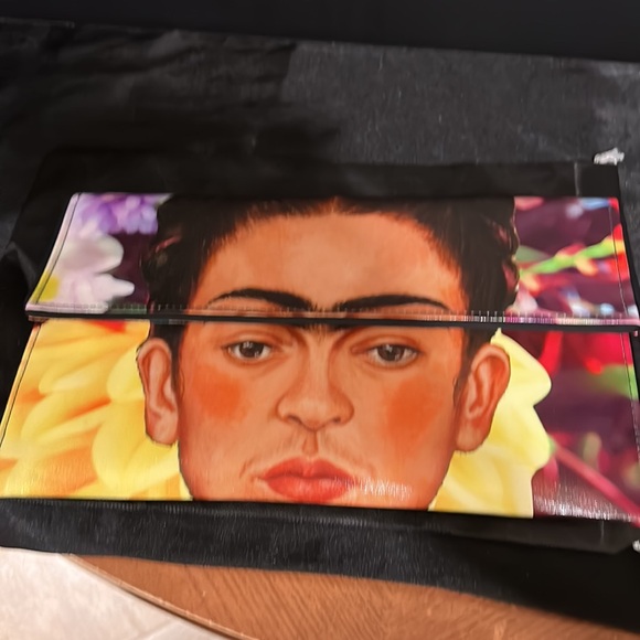 Kent Stetson’s Signature Collection:Frida Kahlo NWOT comes with Dustbag, - Picture 4 of 6